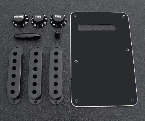 099-1363-000 0991363000 Fender Stratocaster Black Accessory Kit 099-1363-000 0991363000 Fender Stratocaster Black Accessory Kit