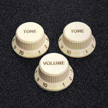099-2008-000 Fender Stratocaster Soft Touch Aged White Knob Set