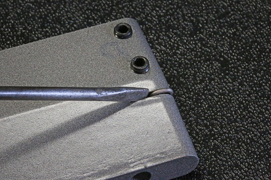 Deluxe/Elite/Professional Strat Tremolo Arm Retaining Clip Removal Deluxe/Elite/Professional Strat Tremolo Arm Retaining Clip Removal