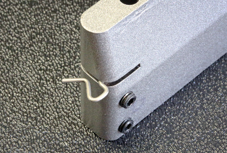 Deluxe/Elite/Professional Strat Tremolo Arm Retaining Clip Installation Deluxe/Elite/Professional Strat Tremolo Arm Retaining Clip Installation